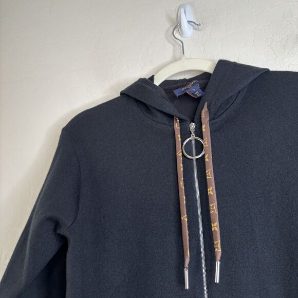 Louis Vuitton Embossed Monogram Zip Up Jacket - Picture 7 of 7